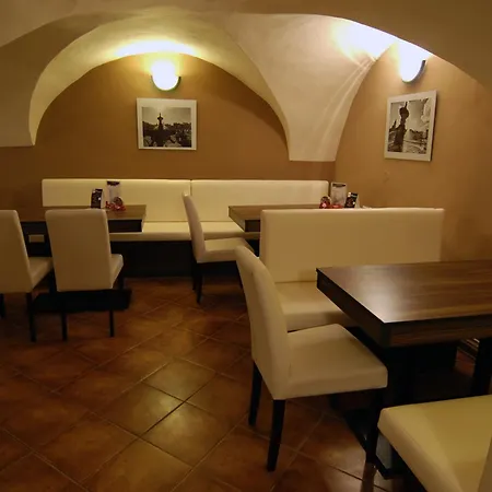 Vendégház Fontana Pizzeria -