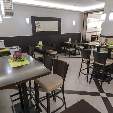 Pensjonat Fontana Pizzeria - 3*